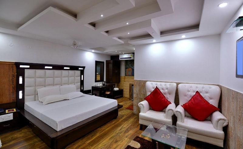 Hotel Sahil Palace Rupnagar  Bagian luar foto