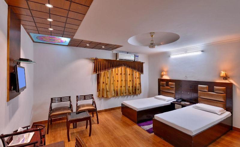 Hotel Sahil Palace Rupnagar  Bagian luar foto